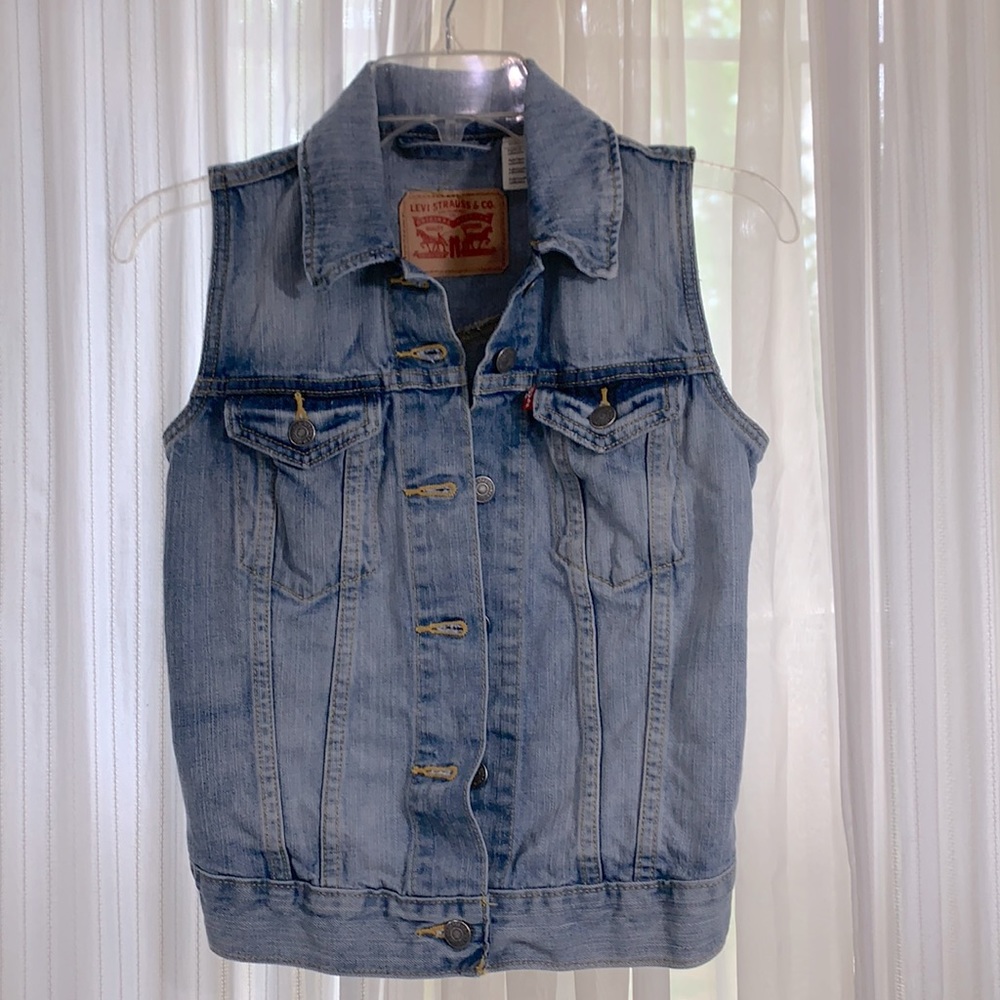 EUC Levi’s Strauss & Co Denim Best Jacket